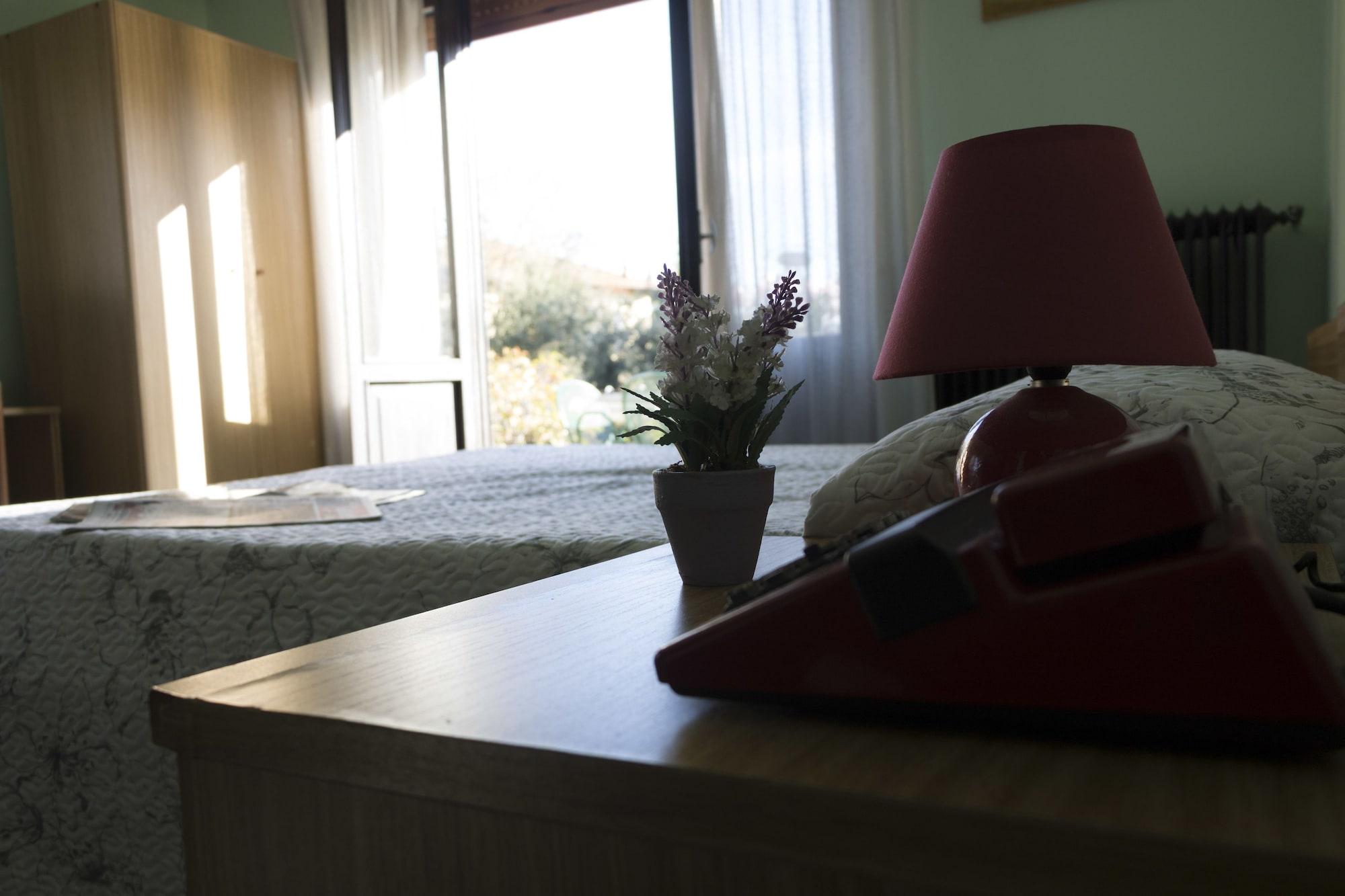 Hotel Primavera Десенцано дел Гарда Екстериор снимка